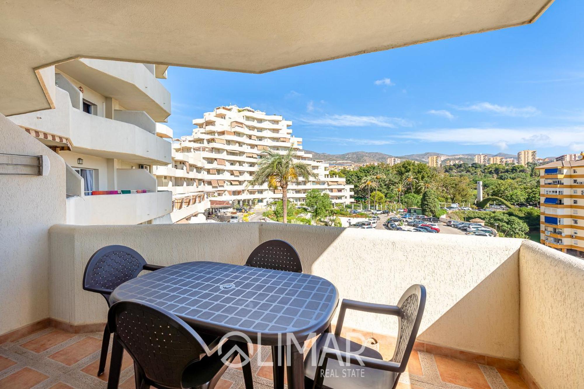 Bil Bil Beach - Benalbeach Benalmadena Exterior photo